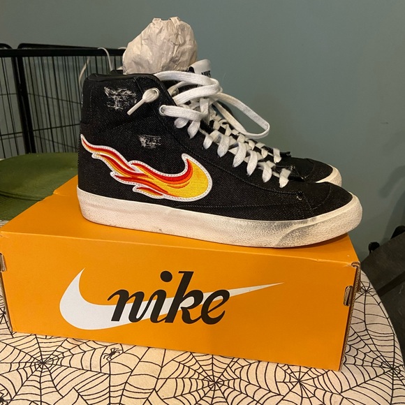 Nike Blazer Mid size 8.5m / 10w Cleveland rocks Black White classic distressed - Picture 4 of 6